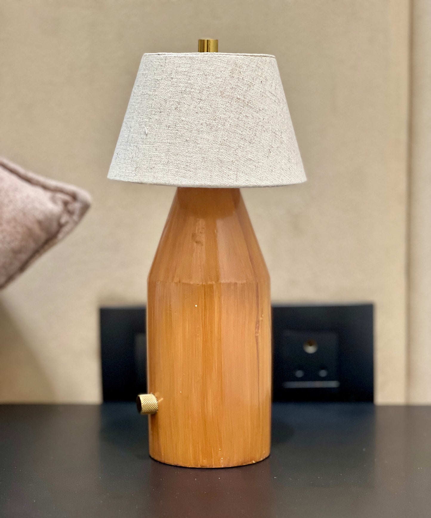 Alya Wooden